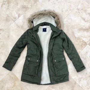 Gap parka sherpa olive xs